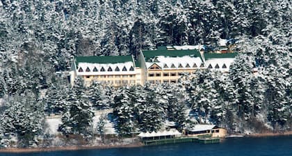 BĂŒyĂŒk Abant Oteli