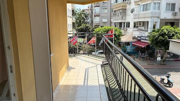 Appartement, 1 chambre | Balcon