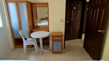 Double or Twin Room | In-room safe, desk, free WiFi