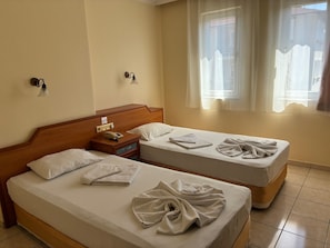 Appartement, 1 chambre | Coffres-forts dans les chambres, bureau, Wi-Fi gratuit
