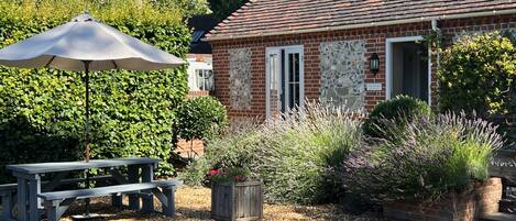 Luxury Cottage, Ensuite | Exterior