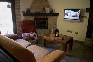Huis, 3 slaapkamers | Woonkamer | Flatscreentelevisie