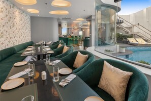 Bar (in der Unterkunft)