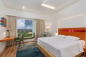 Deluxe Room | In-room safe, desk, laptop workspace, soundproofing - Park Inn by Radisson New Delhi IP Extension (New Delhi)
