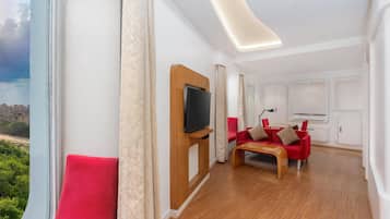 In-room safe, desk, laptop workspace, soundproofing