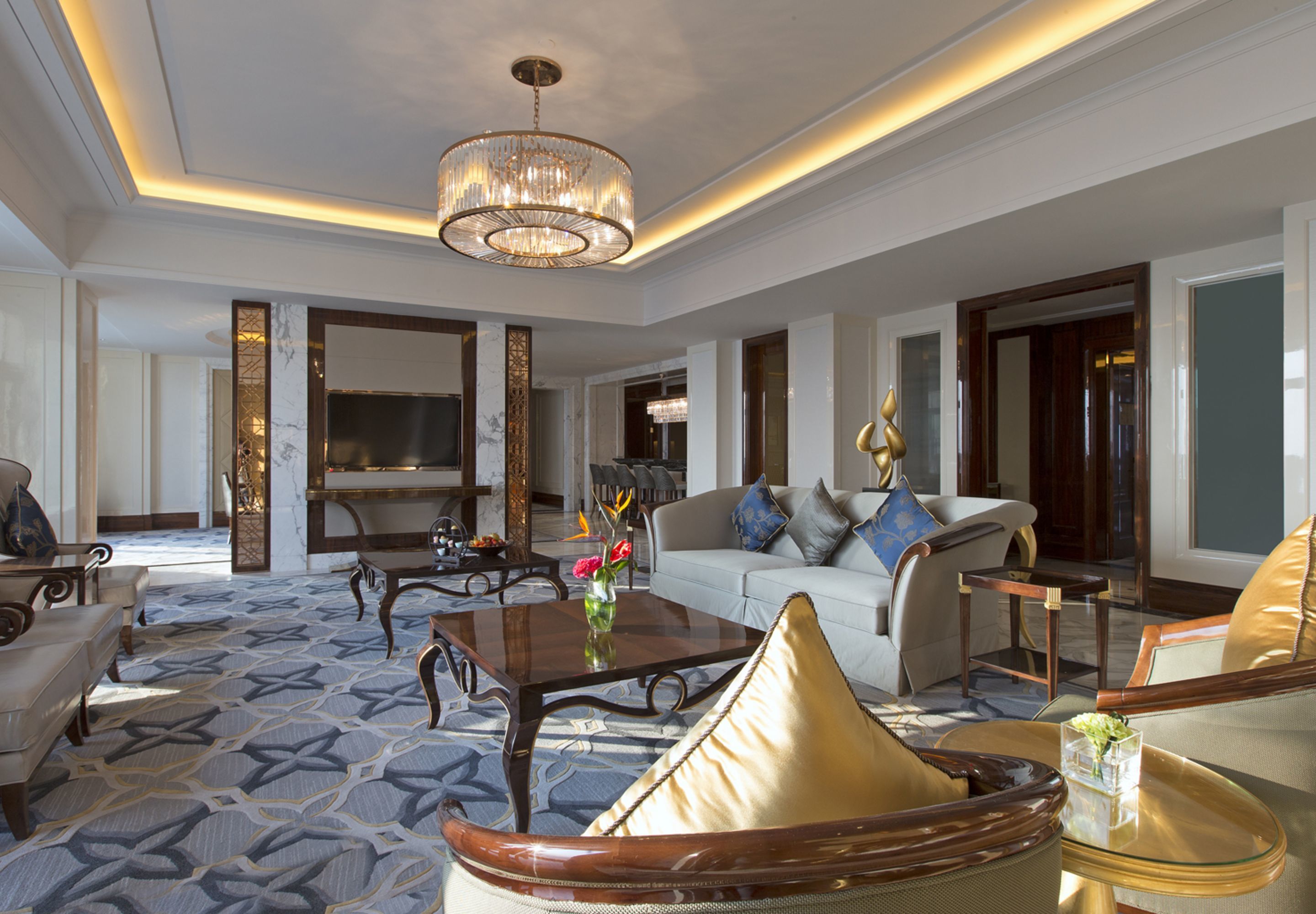 presidential suite, 1 double bed | down duvets, pillow-top beds, minibar, in-room safe