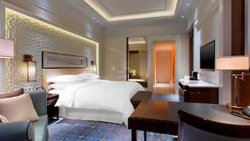 Cubrecamas, colchones con pillow-top y minibar