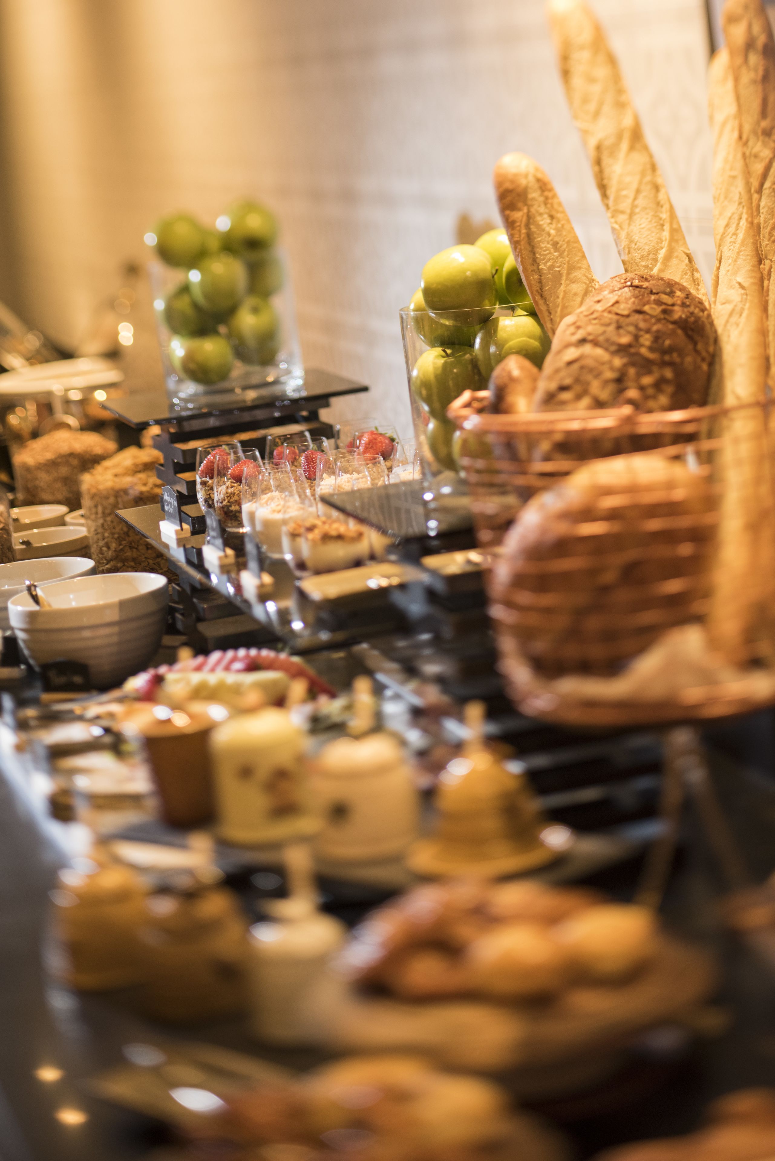 Daily cooked-to-order breakfast for a fee