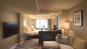 Mayfair King Suite | Premium bedding, free minibar, in-room safe, desk