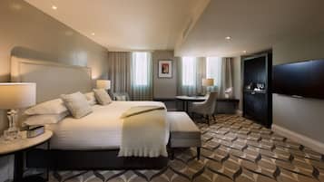 Premium bedding, free minibar, in-room safe, desk