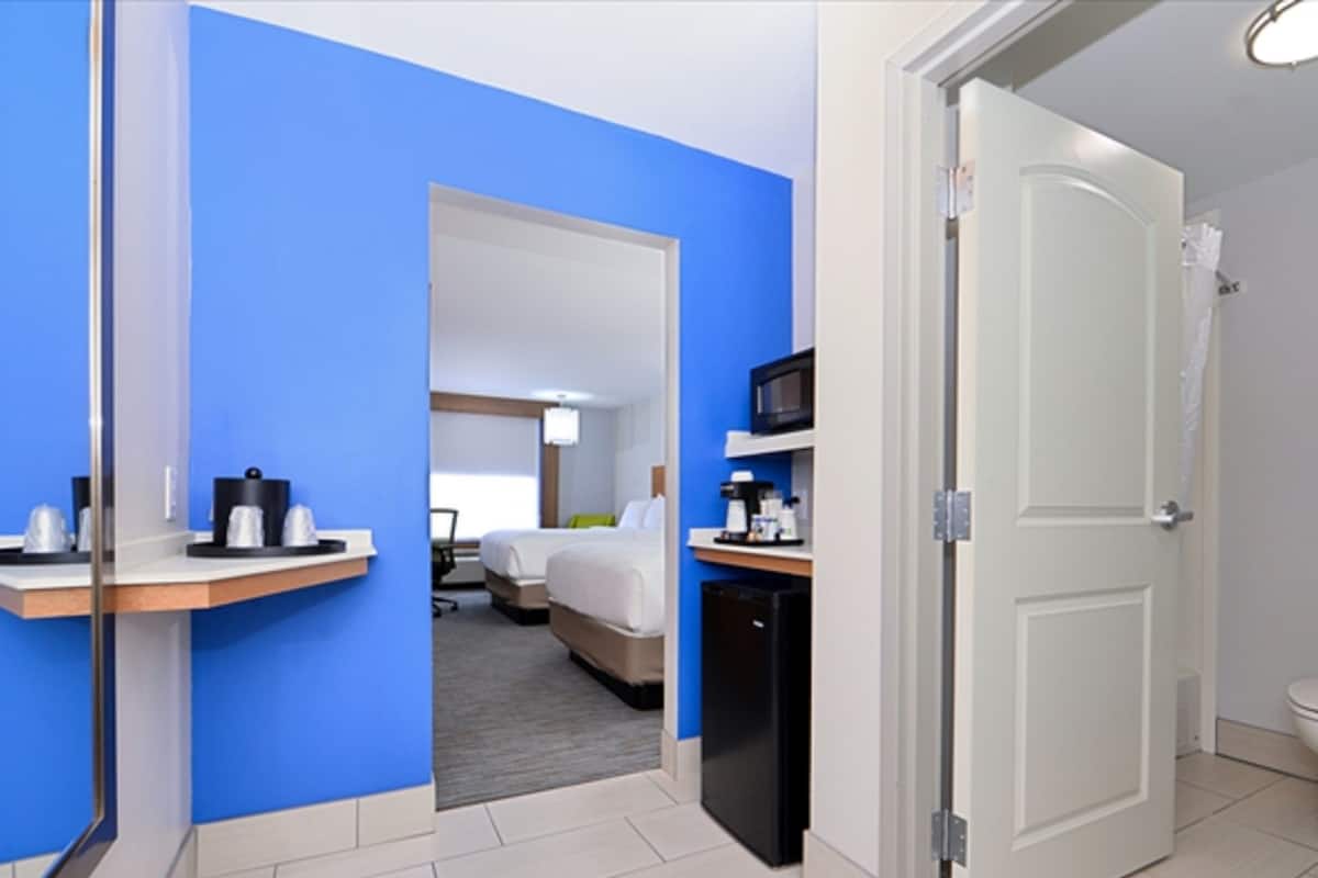 1 bedroom, desk, laptop workspace, iron/ironing board