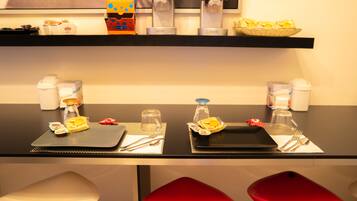 Frühstück (5 EUR pro Person)