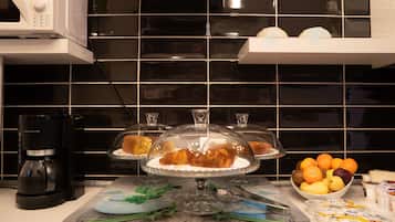 Frühstück (5 EUR pro Person)