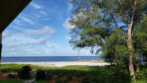 Appart'hôtel, 1 chambre, vue plage | Vue sur la plage/l’océan