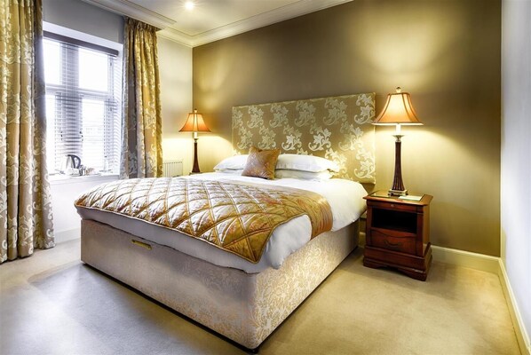 Standard King Room, Ensuite | Ropa de cama de alta calidad y camas con efecto memoria 