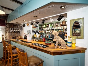 Bar (en la propiedad)