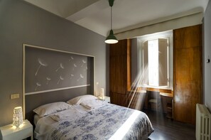 Triple Room | Iron/ironing board, rollaway beds, free WiFi