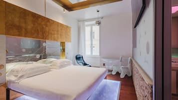 Junior-Suite, 1Â King-Bett, Badewanne, Stadtblick