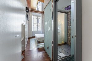 Dobbeltrom – deluxe | Italienske Frette-laken, sengetøy av topp kvalitet og minibar