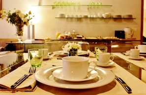 Buffet - Talismano Luxury B&B (Naples)