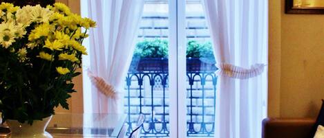 Khu tiếp khách ở sảnh