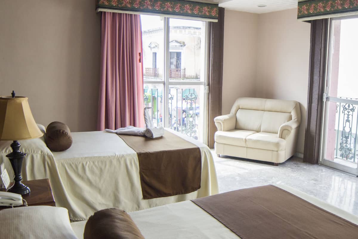 family room | premium bedding, in-room safe, iron/ironing board, free wifi