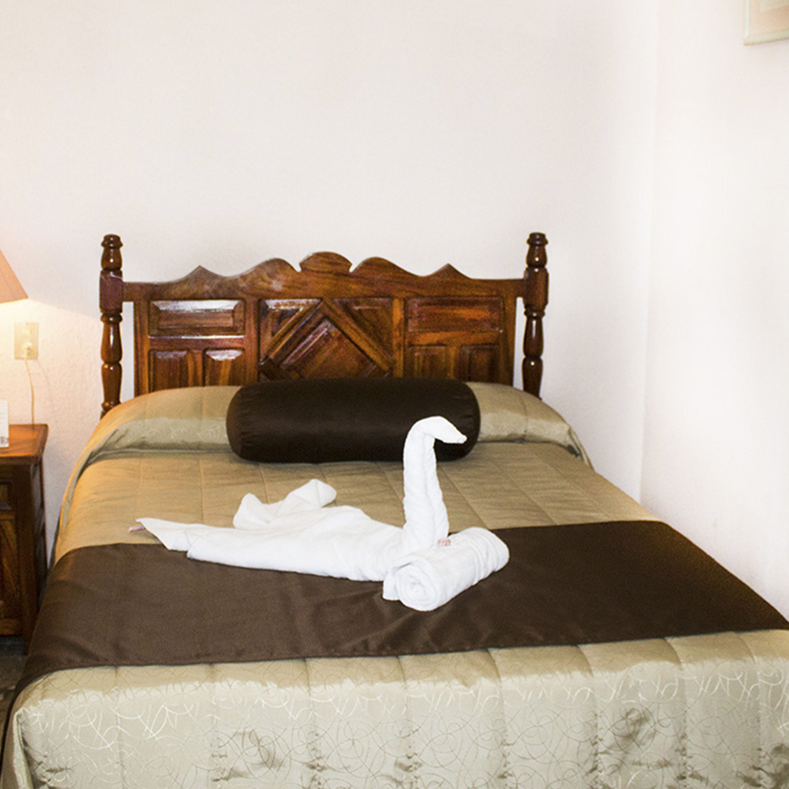 economy single room | premium bedding, in-room safe, iron/ironing board, free wifi