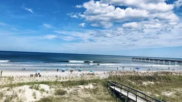 Am Strand, Shuttle zum Strand