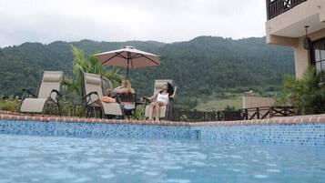 Alberca al aire libre