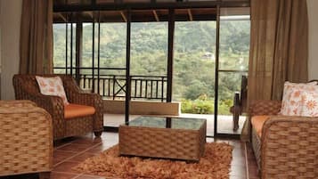 Family Room | Living room