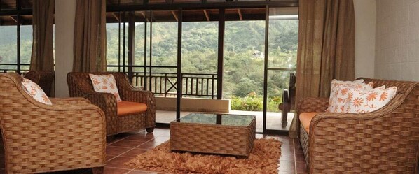 Kamar Keluarga | Ruang keluarga