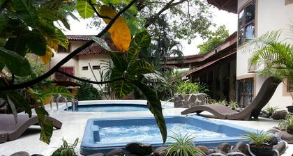Hotel Mamiri