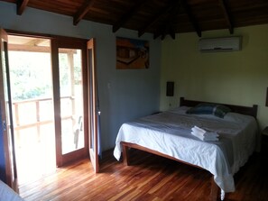 セーフティボックス (室内)、WiFi (無料)