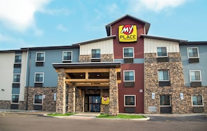 Front of property - My Place Hotel - Sioux Falls, SD (Sioux Falls)