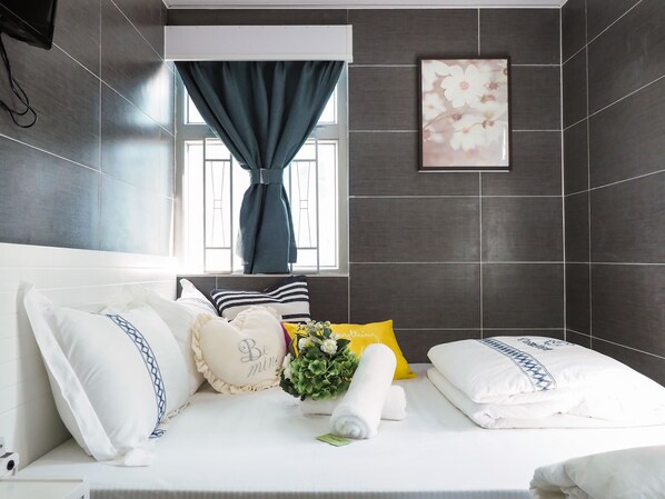 In-room safe, free WiFi