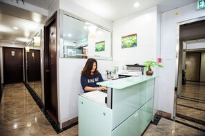 Reception - Comfort Guest House - Hostel (Kowloon)