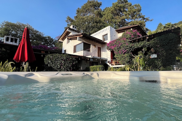 Bain à remous extérieur