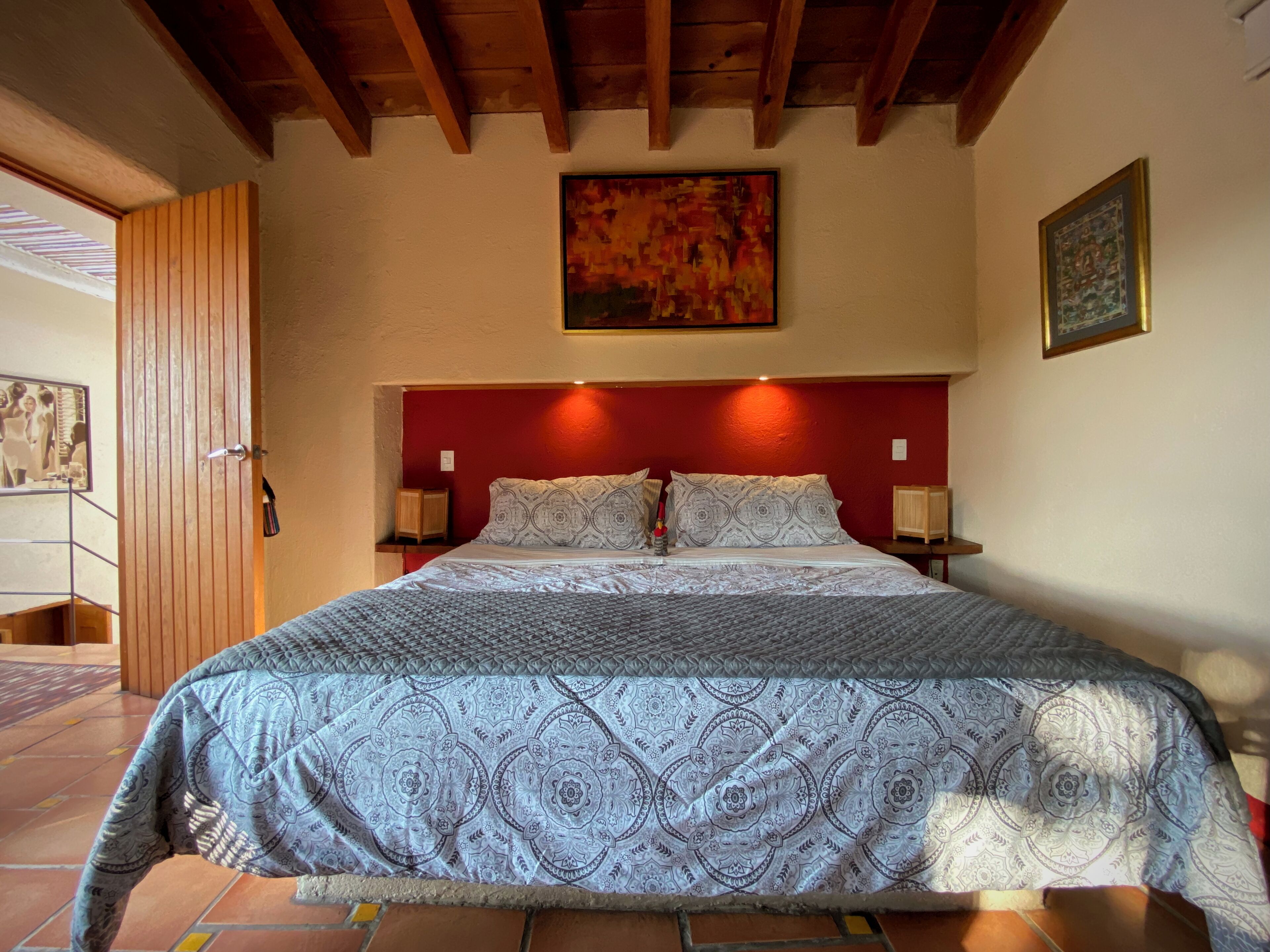 Suite junior, 1 cama King size (La Cima) | Caja de seguridad en la habitación, cortinas blackout y wifi gratis 