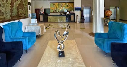 Kingdom Hotel