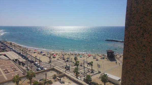 Bureau, fer et planche à repasser, Wi-Fi gratuit