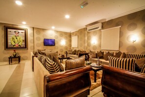 Reception - Ajwan Hotel Apartments (Salalah)