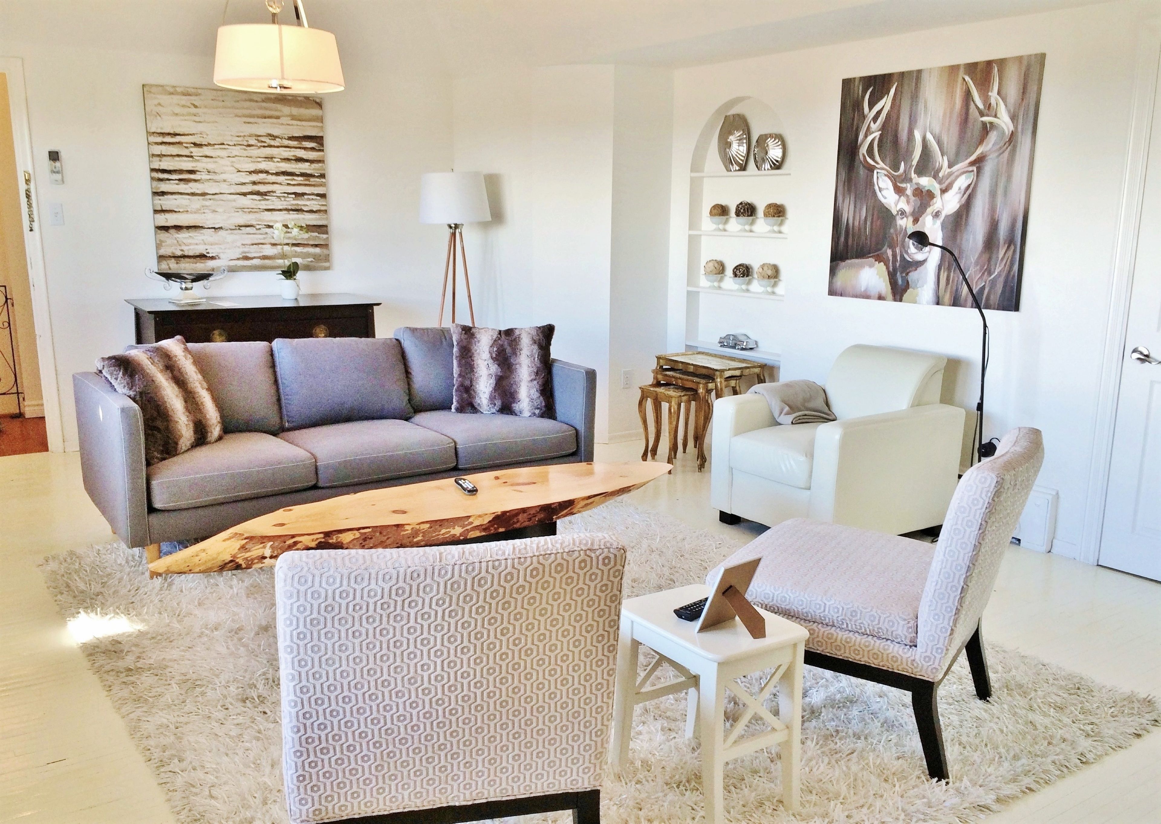 Panoramic Suite, 1 Bedroom (Penthouse Suite) | Living room | LCD TV, pay movies