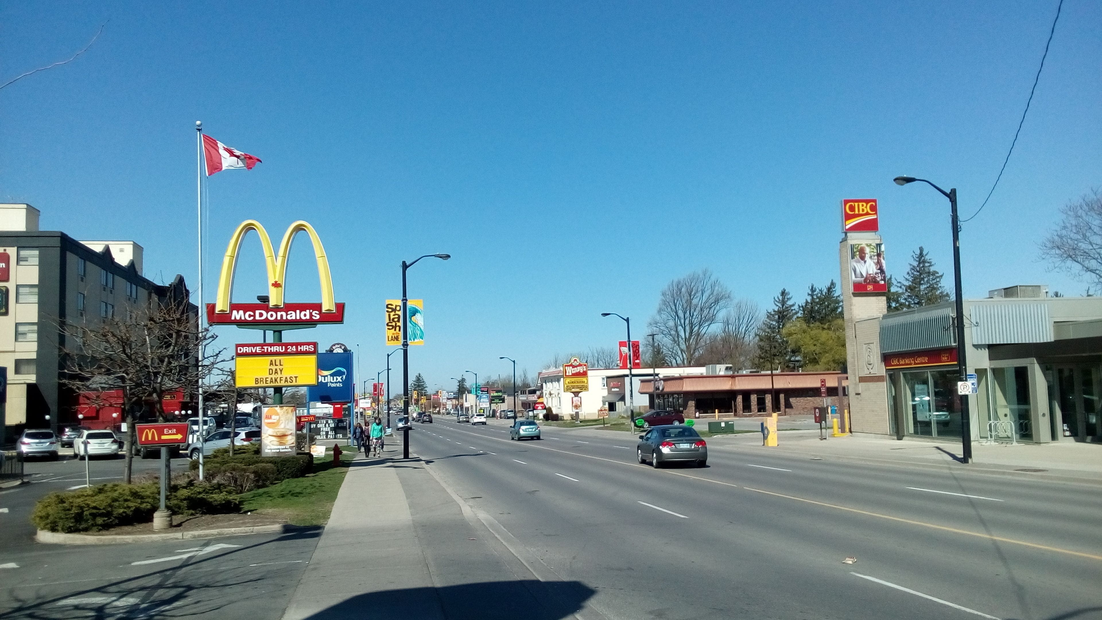 Photo - 6267 Persepolis Inn