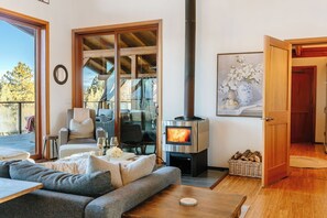 ファミリー スイート 専用バスルーム (Bear) | リビング エリア