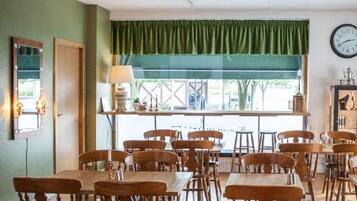 Gratis kontinental frukost varje dag