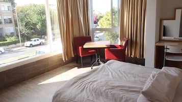 Televisión LED 32 pulgadas con canales de televisión por cable