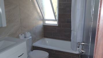 Free toiletries, hair dryer