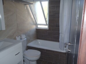 Kostenlose Toilettenartikel, Haartrockner