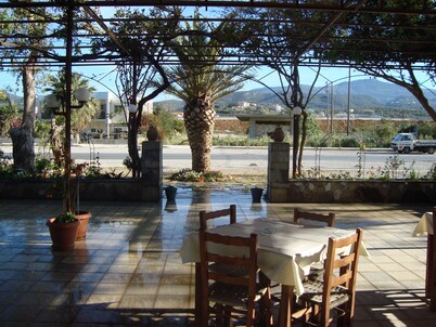 Athina Rooms