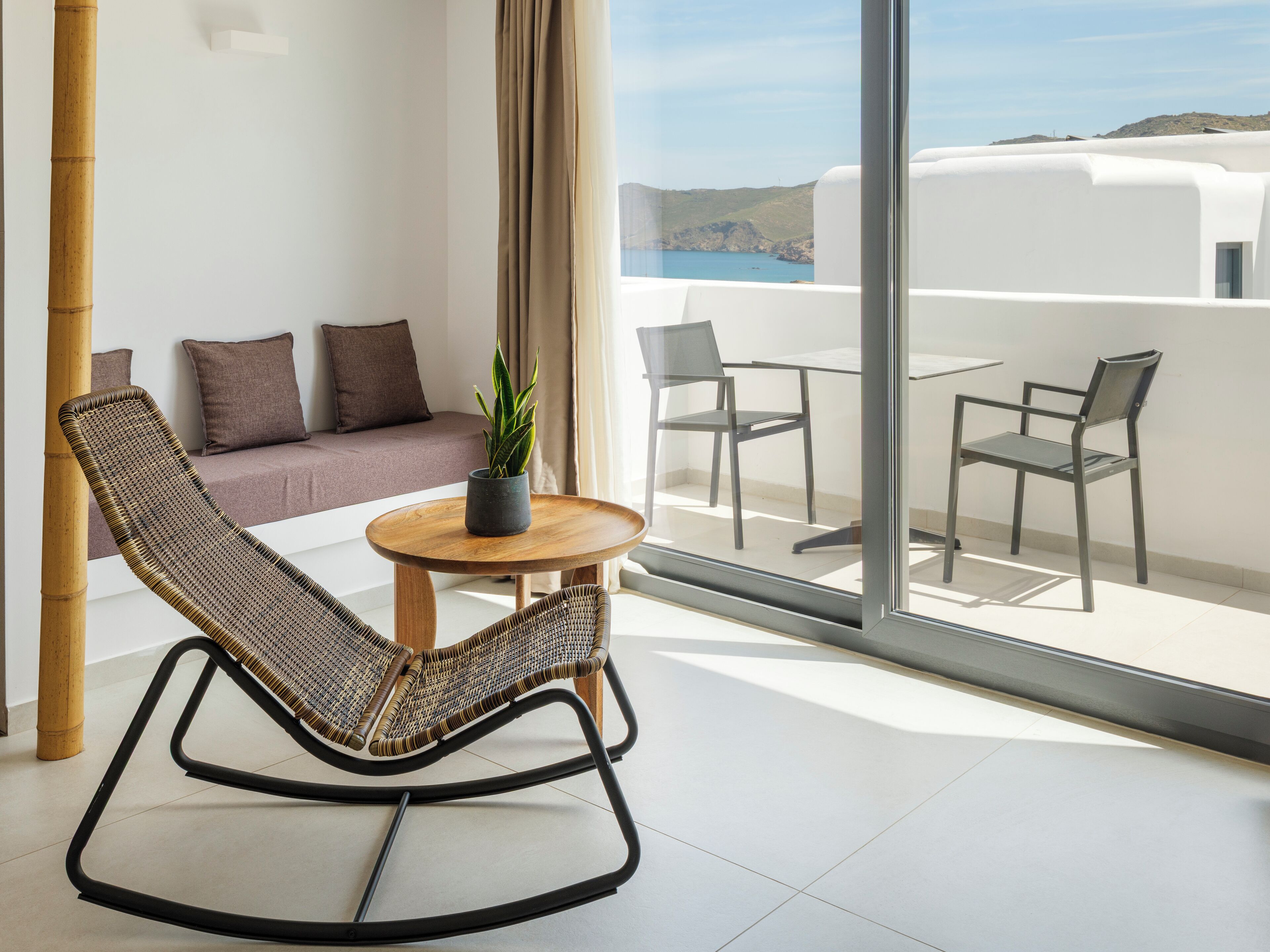 Superior Double or Twin Room, Sea View | Minibar, in-room safe, desk, laptop workspace